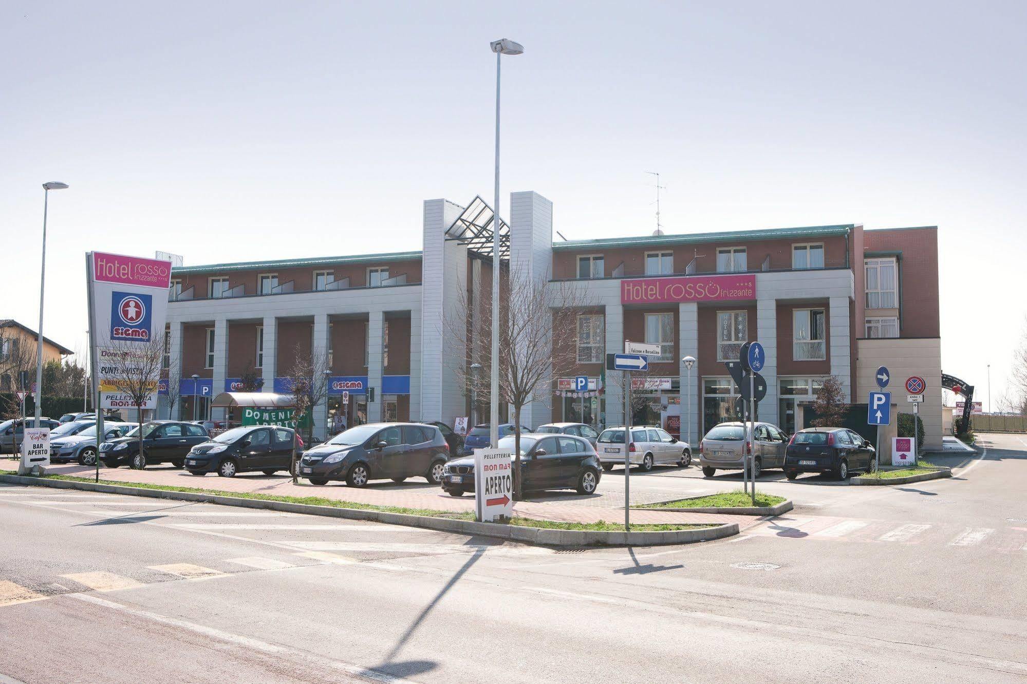 Rosso Frizzante Otel Sorbara Dış mekan fotoğraf